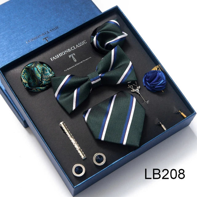 Conjunto de corbata de seda último diseño: pañuelo de bolsillo, gemelos, clip para pajarita y corbata.