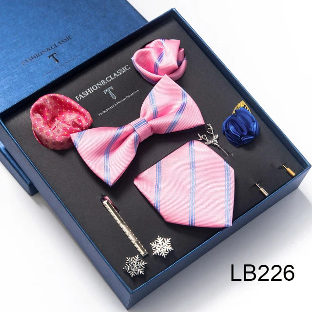 Conjunto de corbata de seda último diseño: pañuelo de bolsillo, gemelos, clip para pajarita y corbata.