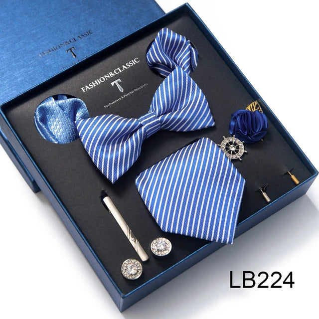 Conjunto de corbata de seda último diseño: pañuelo de bolsillo, gemelos, clip para pajarita y corbata.