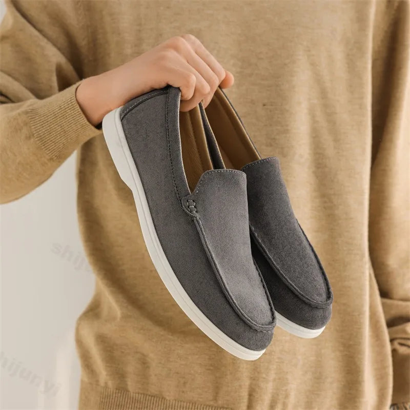 Mocasines planos para hombre: mocasines antideslizantes a la moda.