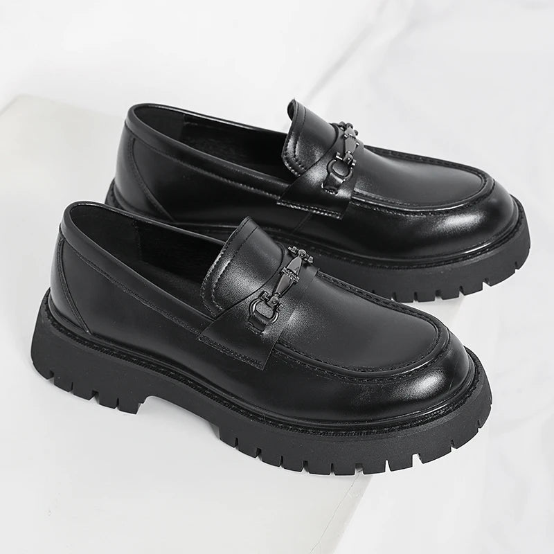 Zapatos de vestir , zapatos informales y de negocios para hombre, de diseño.