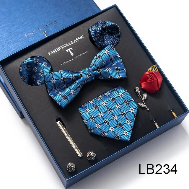Conjunto de corbata de seda último diseño: pañuelo de bolsillo, gemelos, clip para pajarita y corbata.